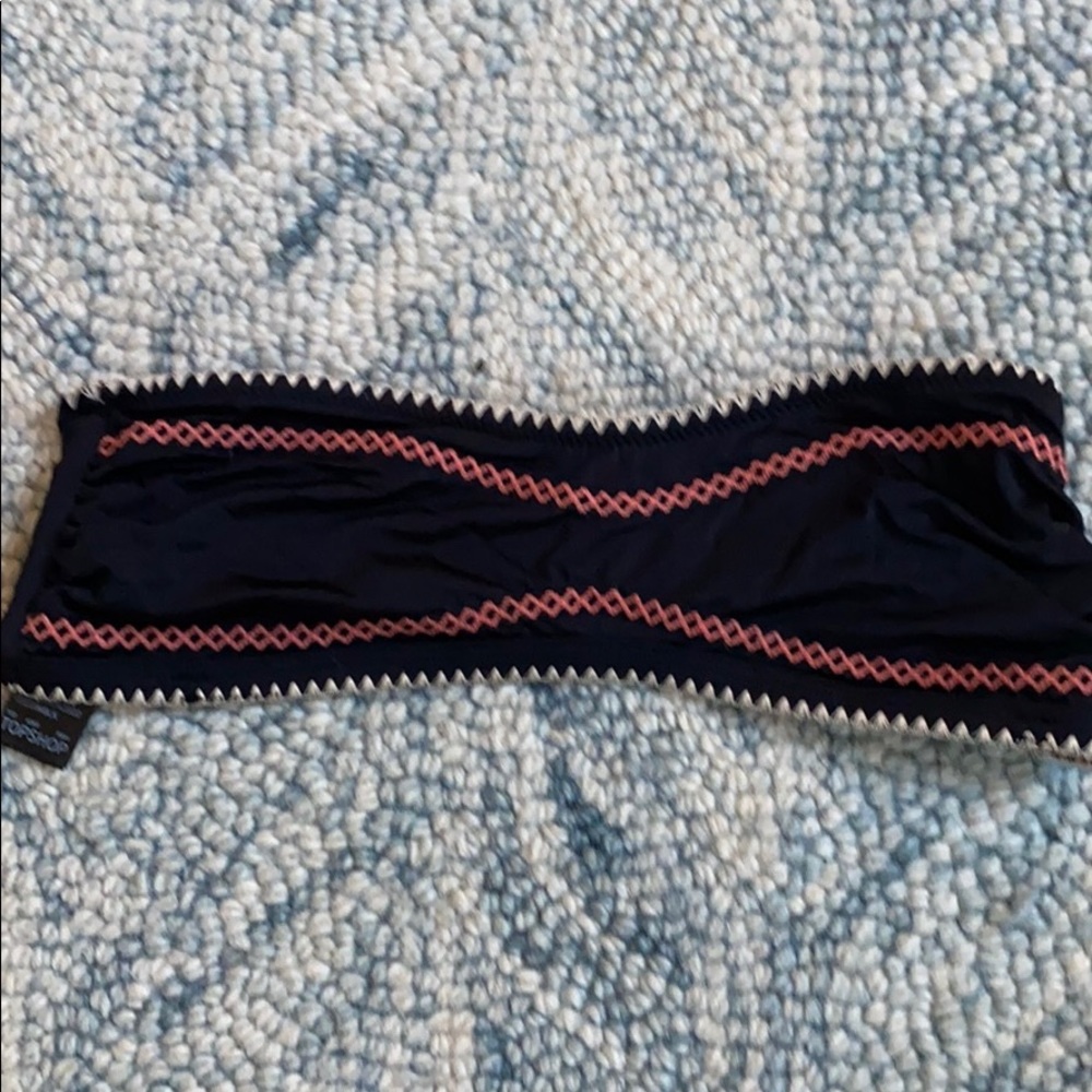 TOPSHOP STRAPLESS BIKINI TOP